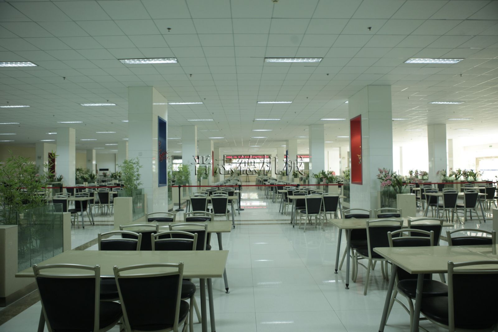 沖床廠(chǎng)員工餐廳